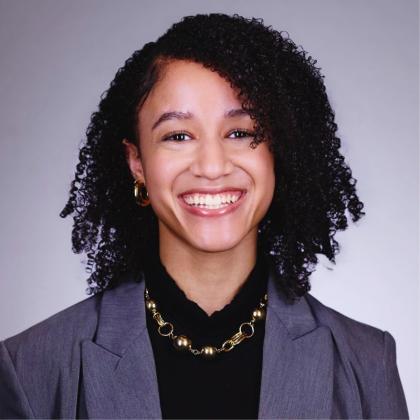 Kyla Hayes Headshot